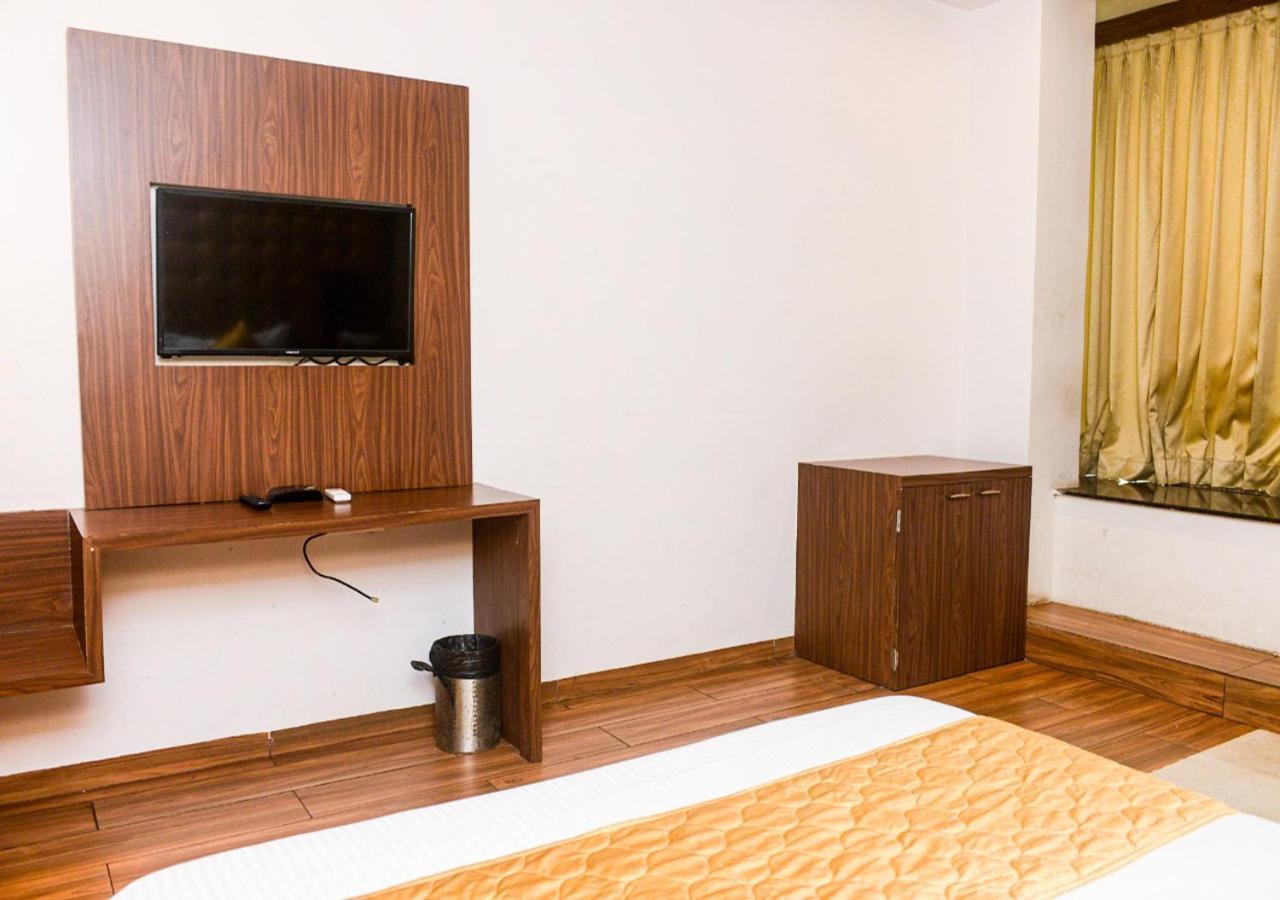 Hotel Bkc Inn - Near Trade Center, Visa Consulate Мумбаи Экстерьер фото