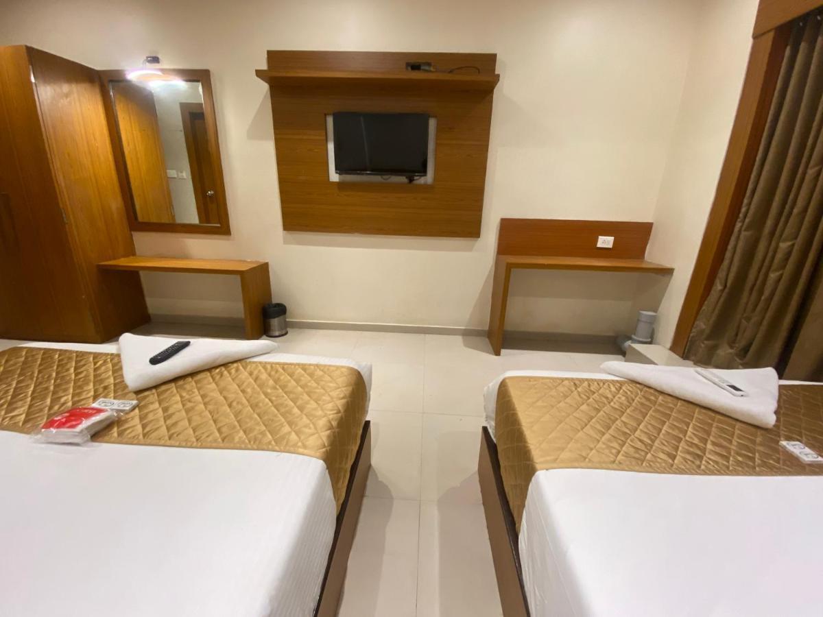 Hotel Bkc Inn - Near Trade Center, Visa Consulate Мумбаи Экстерьер фото